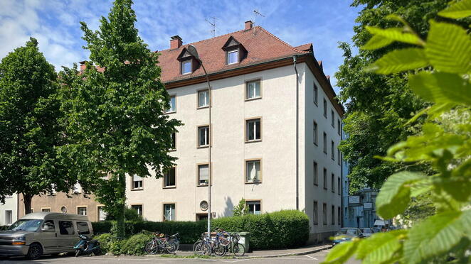 Helle, vollmblierte 2-Zimmer-Wohnung in Freiburg-Haslach
