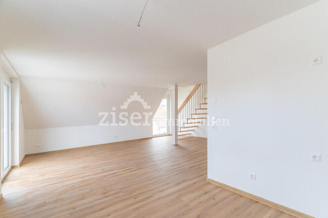 Schne Dachgeschoss-Maisonetten-Neubauwohnung!