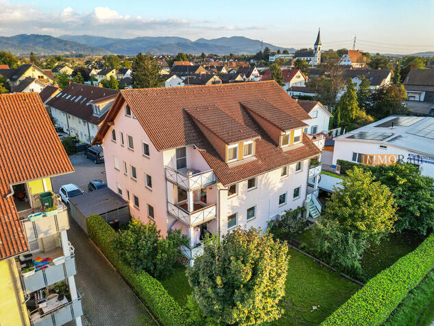 IMMORath.de - Grozgige Maisonettewohnung mit Balkon