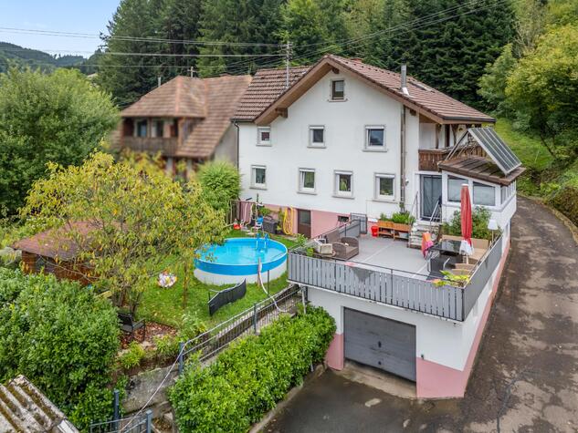 Einfamilienhaus mit viel Potenzial - kurzfristig bezugsfrei !