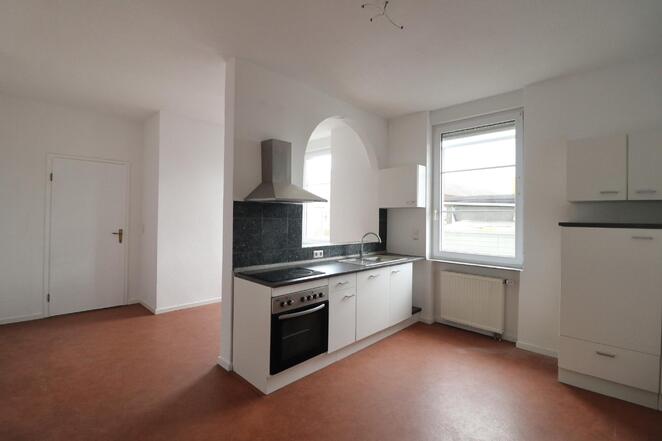 Groe 2,5-Zimmer Wohnung mit Freisitz, Innenhof und Stellplatz in zentraler Lage von Rheinfelden