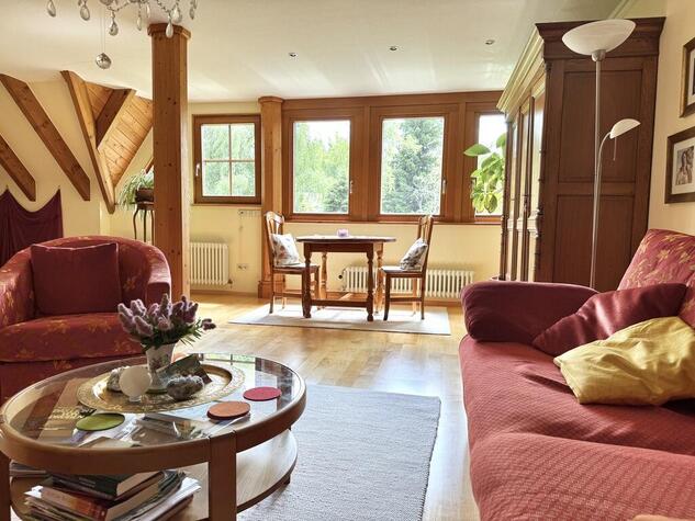 Groe 4-Zimmer-Maisonette mit schner Aussicht