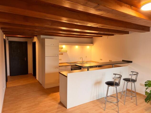 TRAUMHAFT SCHN & RUHIG WOHNEN im idyllischen Staufen Wettelbrunn inklusive Doppelgarage & Freisitz