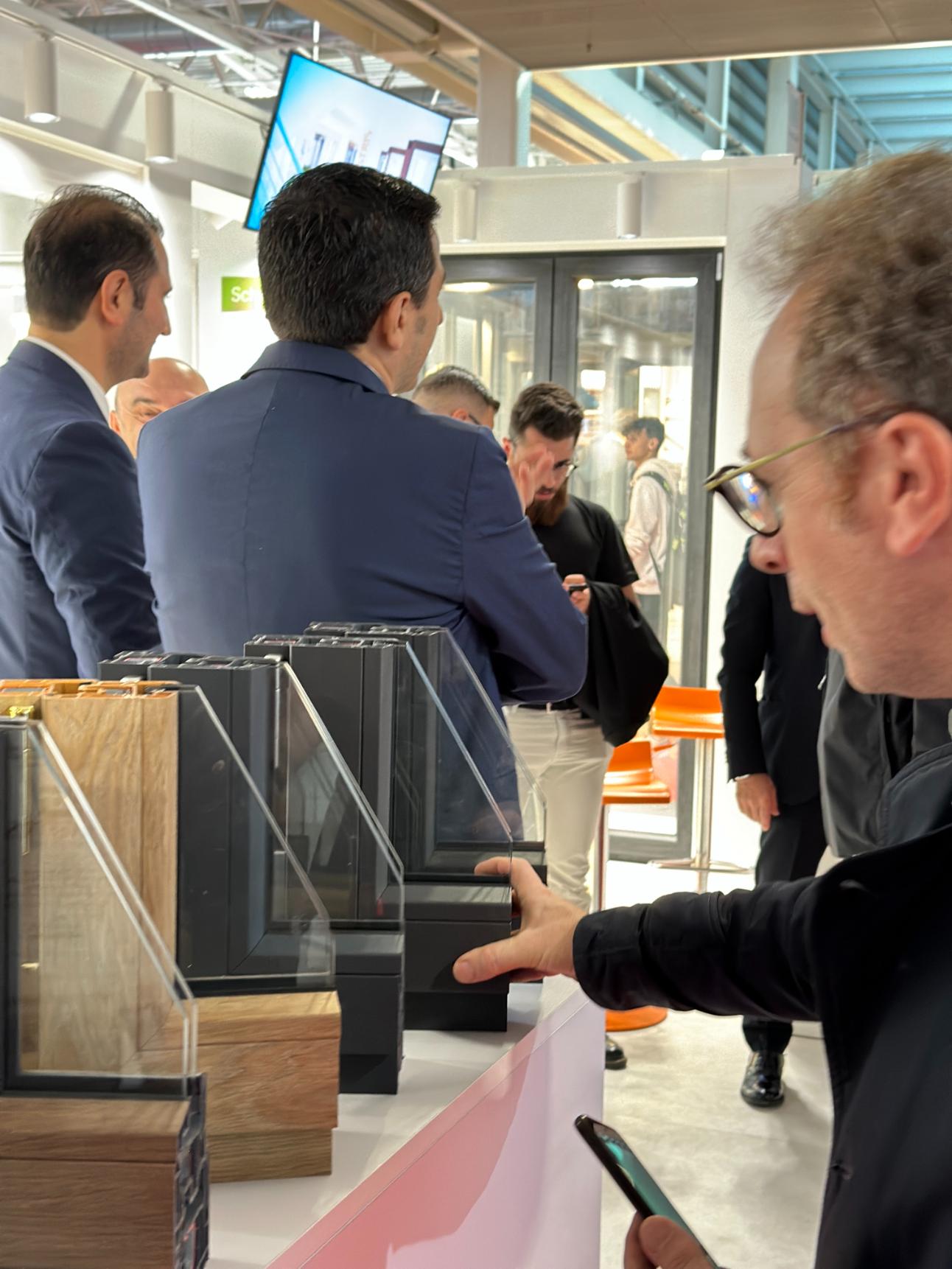 20221020_090035653_iOS