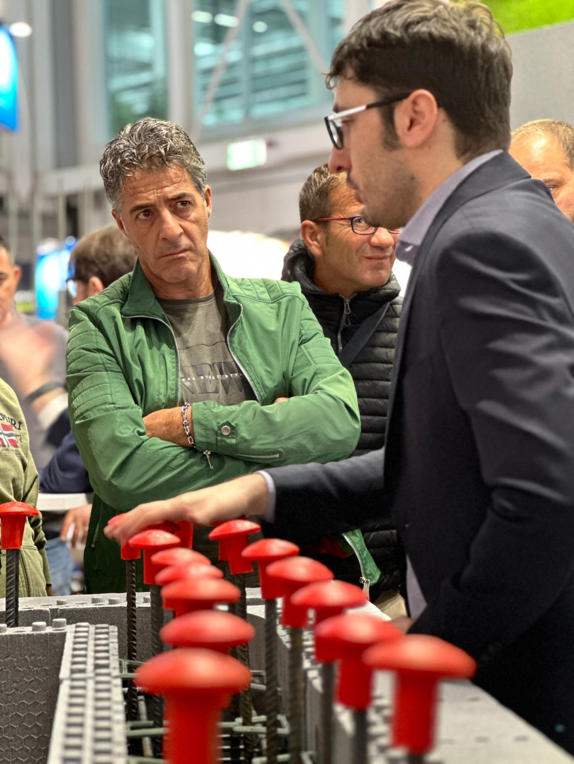 20221022_080900439_iOS