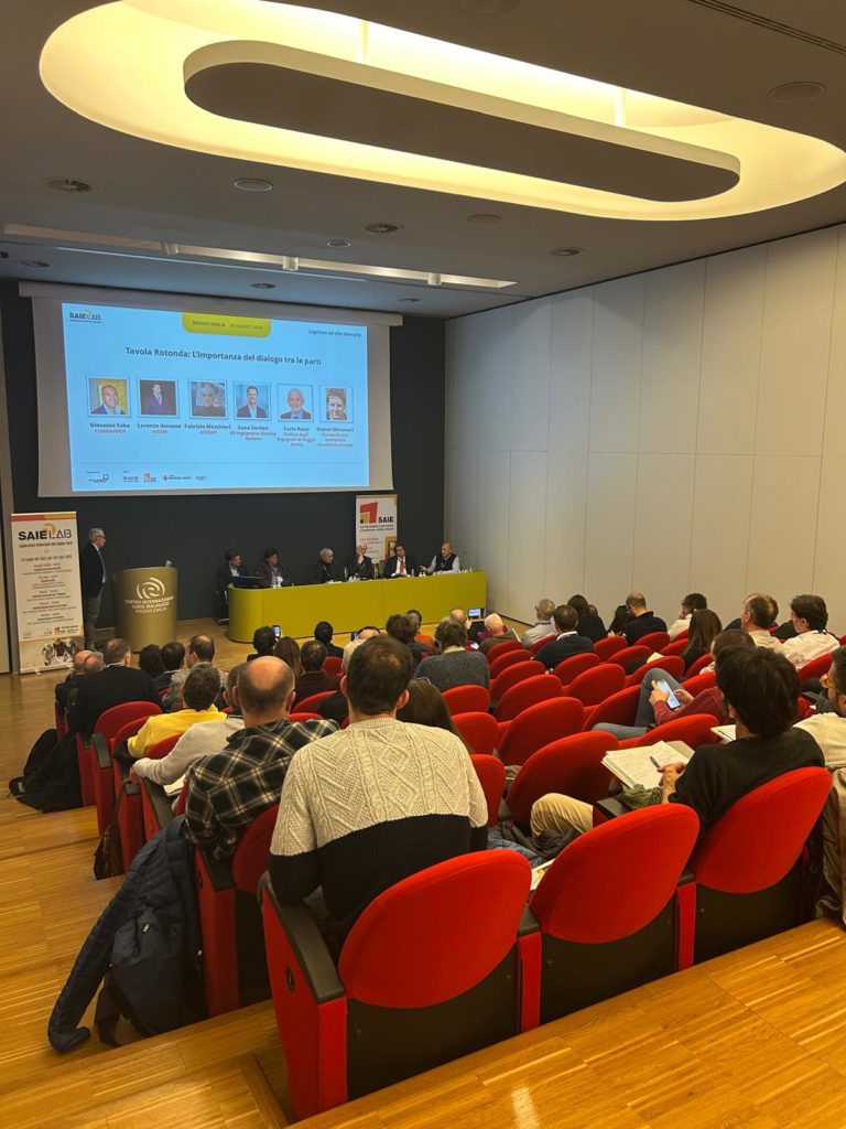 SAIELAB25_Reggio_Emilia_WA0026-768x1024