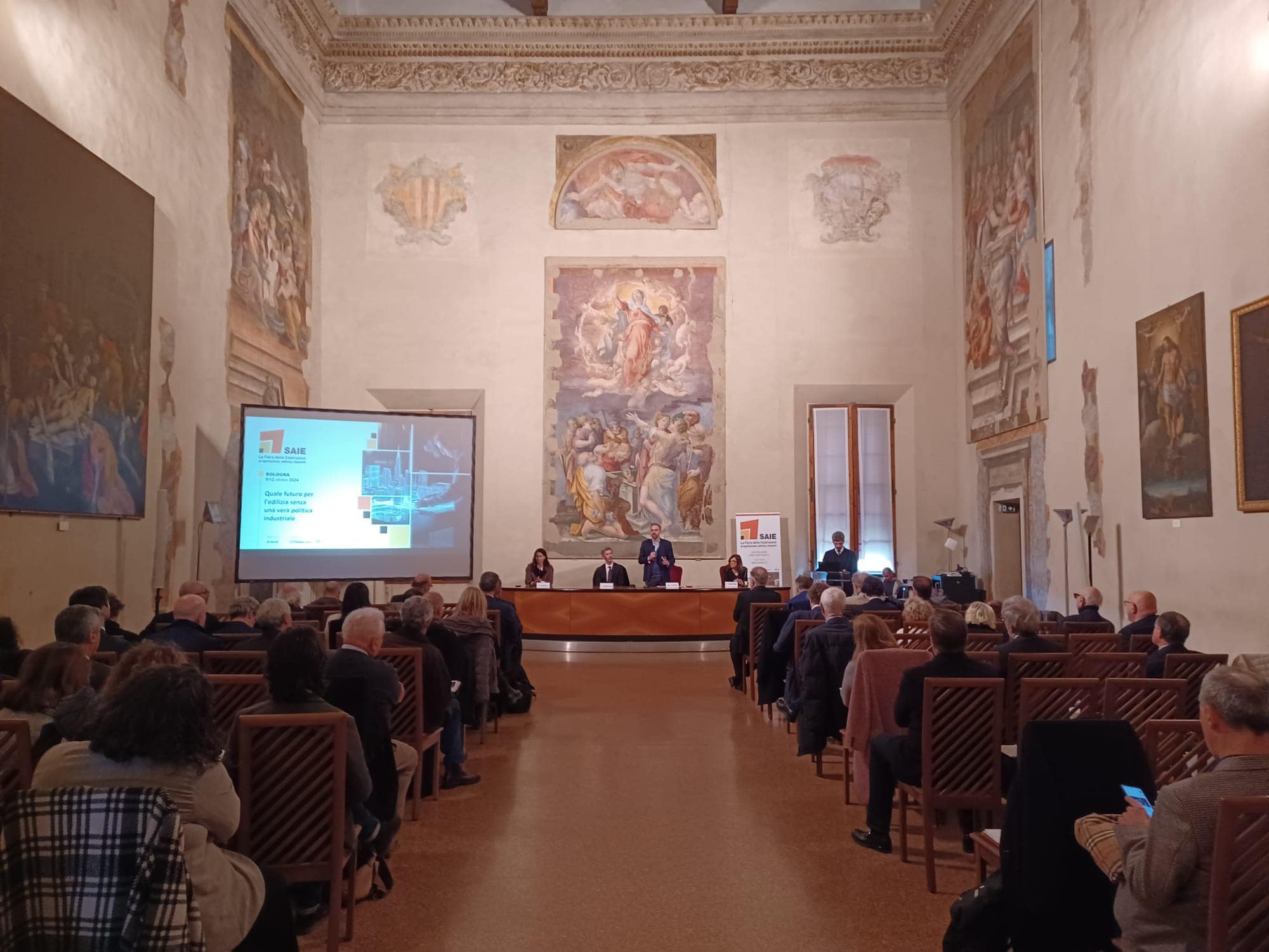 Emilia-Romagna, il settore delle costruzioni continua a crescere. La filiera determina il 7,5% del Pil regionale e il 15% delle imprese attive.