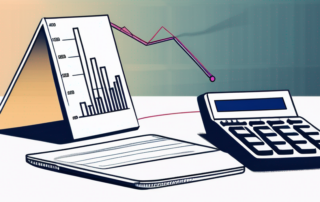 Eine Tastatur, Rechner, und Diagramme zur Visualisierung der Inflation.