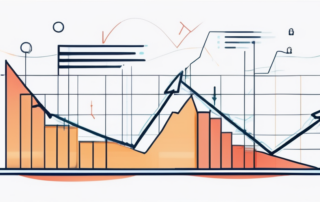 Person hält Gehaltsscheck, daneben Diagramme und Grafiken auf dem Schreibtisch.