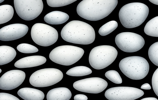 Nahaufnahme Windschutzscheibe mit Steinschlag, Autoversicherung Windschutzscheibenschaeden durch Steinschlag.