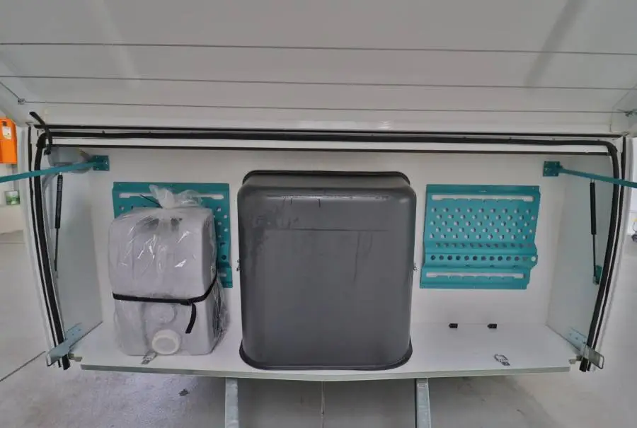 Adria Aviva 360 DK Bild 5