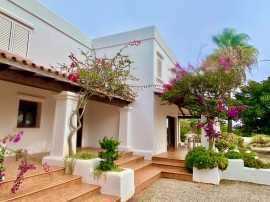 Fantastic Villa in Sant Jordi de Ses Salines, San , Ibiza