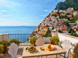 Book Beachfront Villa in Positano, Grandcour