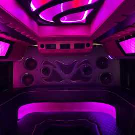10 Passenger Van Rental, Austin