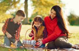 Rediscover your fun with funny family bonding., Madhubani