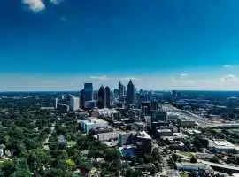 Find Budget Flights to Atlanta via Travelay™