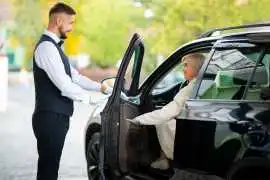 Affordable Car Hire in Delhi with Driver, Delhi