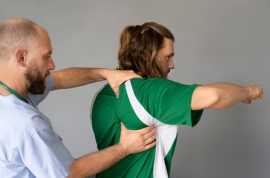 Scoliosis Physio: Manage Your Curve and Improve Fl, Novena