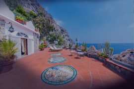 Rent a Villa with a Pool in Praiano | Villa Costa , Furore