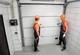   Quick and Efficient Garage Door Repair in Orange, Orange City