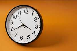 Classic Analog Clocks for Home and Office, Novena