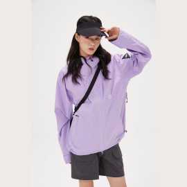 Functional Windbreaker – Perfect Blend of Comfort , ps 4,000