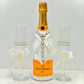 Celebrate Love with an Anniversary Wine Gift, New York