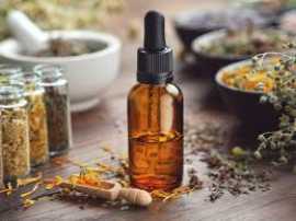 100% Pure Essential And Aroma Oils , $ 29