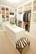 Transform Your Space with a Walk-In Closet Luxury , Toronto