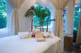 Refresh Tired Skin with Deep Cleansing Treatments, Delhi