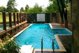 Harga Kolam Renang Rumah: Panduan Lengkap Biaya &a, Petaling Jaya