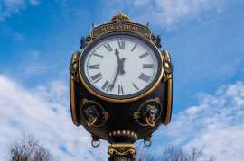Classic Analog Clocks for Timeless Style, Woodlands New Town