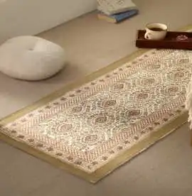 Step into Elegance: Handcrafted Rugs and Carpets b, Rp 1,269