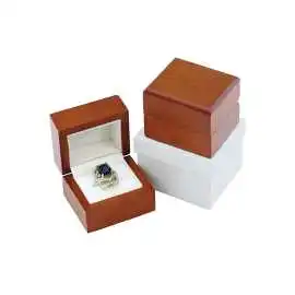 Classic Premium Brown Hardwood Ring Box: Novel Box, ps 10