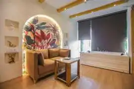 Couple Friendly Homestay in Hauz Khas 