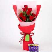 Midnight Gift Delivery online in India - OyeGifts, New Delhi