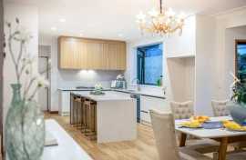 Transforming Old Houses: Residential Renovation Pr, Auckland