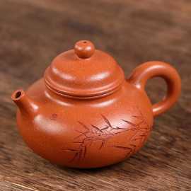Discover the Art of Yixing Purple Clay Teapots, Abernant