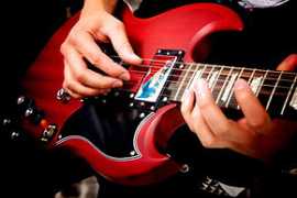 Best online guitar courses in Danvers, Middleton