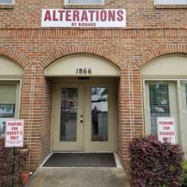 Rocky's Alterations and Men's Wear, Memphis