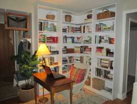 Custom Reach-In Closets in Toronto, Etobicoke