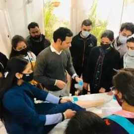 Best Physiotherapist in Delhi , New Delhi