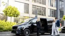 Premium Seattle Limo Service for Airport Transfers, Seattle