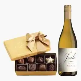 Send Chardonnay Wine Gift Baskets with USADelivery, Washington