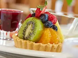 Classic Fruit Tart in Leeds with Fresh Cream , Leeds