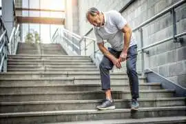 Inner or Outer Knee Pain on Stairs?, Manchester