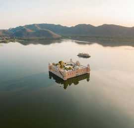 Rajasthan Tour Taxi Service, Jaipur