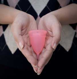 Buy Online and How to Insert a Menstrual Cup, Mumbai