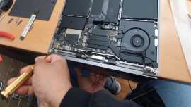 MacBook Air/Pro Screen Replacement Service - Fast , Dubai