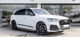 Audi Q7 Quattro Hire in the UK – Oasis Limousines, Bradford